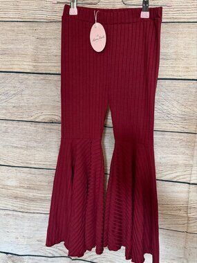 Marie Nicole burgundy ribbed bell bottom pants size 6